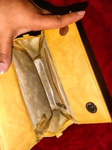 Vintage Inspired Shoulder Bag