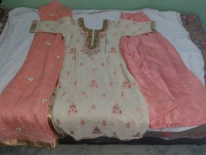 Elegant Embellished Sarara Kameez