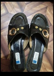 black sandle
