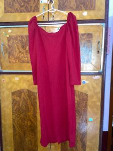 Elegant Burgundy Midi Dress