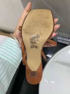 H&amp;M Brown Solid Heels
