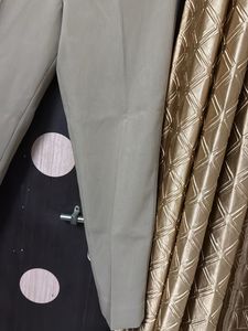 H&amp;M Elegant Beige Formal Trousers