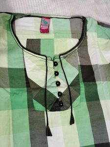 Plaid Tunic Top 🌷