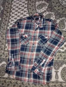 checkshirt with t shirt