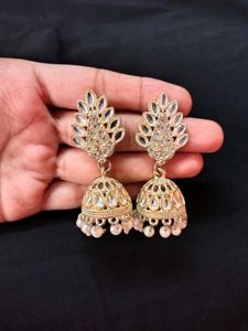 Aesthetic Jhumkas