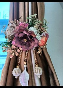 Curtain Closer Handmade