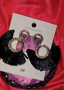 H&amp;M Earrings Set