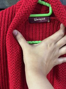 RED LONG SWEATER