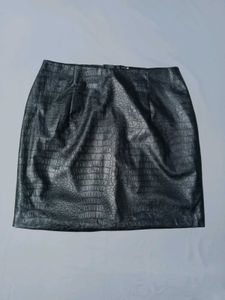 faux leather Chic Black Mini Skirt New With Tag