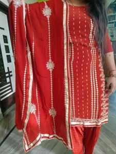Beautiful Punjabi Suit With Dupatta