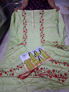Floral Embroidered Salwar Kameez Suit
