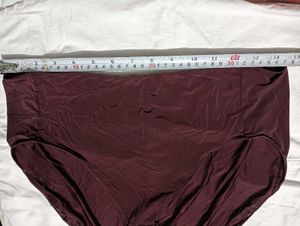 Burgundy Briefs🔥