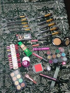 Makeup Bundle - Brushes, Palettes, &amp; More!