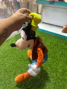 Authentic 20 Inch Disney Goofy Plush Toy