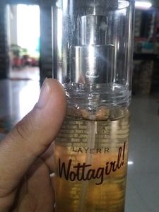 Layer'r Wottagirl Vanila Twist Body Splash
