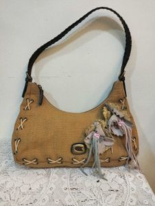 Guess Handbag💥