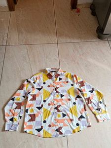 Geometric Print Button-Down Shirt