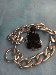 Elegant bracelet with buddha charm