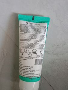 Aroma Magic AloeVera Sunscreen For Acne Prone Skin