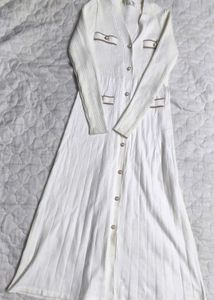 Elegant Knit Cardigan with Trim