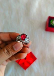 92.5 Hallmarked Red Gemstone Ring
