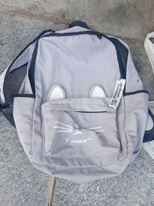 BEUTIFUL SCHOOL BAG