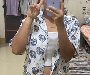Oversized Cropped Shirt For Women Size :m