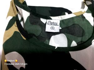 Camo Print Long Sleeve Top