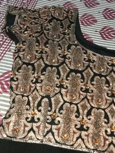 Elegant Black &amp; Gold Kurta