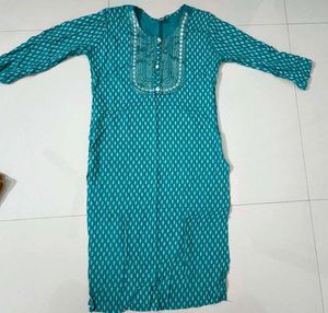 4 Kurties Set