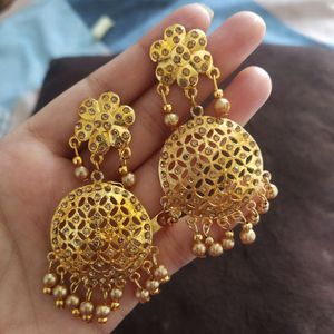 Fancy Earings with Mangtikka