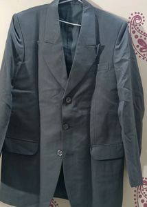 Branded Blazer Use Only One Time..it&#39;s Looks Aweso