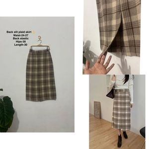 Back Slit Plaid Skirt