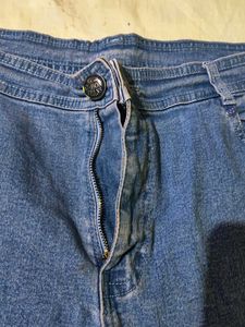 Capri Jeans
