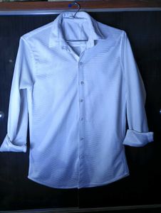 Men&#39;s White Patterned Shirt