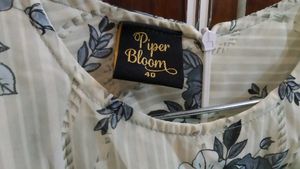 Floral &amp; Striped Girls&#39; Cute Top