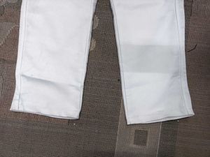 C@30 Size-30 Straight Jeans