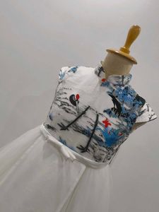 Elegant Girls&#39; Party Gown