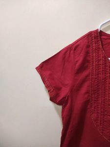 Red Short Sleeves Kurti In Size M