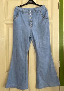 Urbanic Five Button Jeans