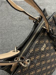 Guess Original Shoulder Bag