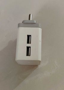 Dual Port Orbatt USB Charger + 2 Type A Cables