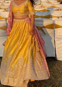 DESIGNER BRIDAL WEAR YELLOW LEHENGA