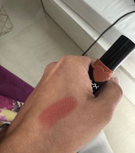 NYX Nude Lipstick
