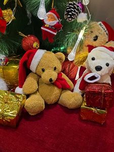 Festive Christmas Tree Decor