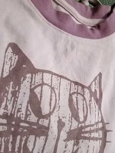 Pink Crop T-shirt With Back Arc Cut Pattern