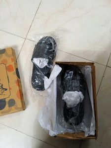New Women Footwear