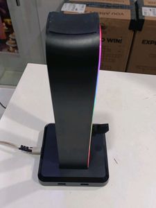 Vulcan Headphones Stand And USB hub