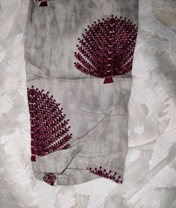 # Women Short Kurti Or Top