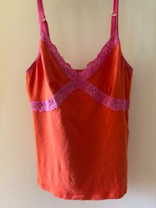 Combo Victoria Secret &amp; UO Tank Top